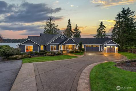 4827 Bayshore Lane NW Olympia WA 98502