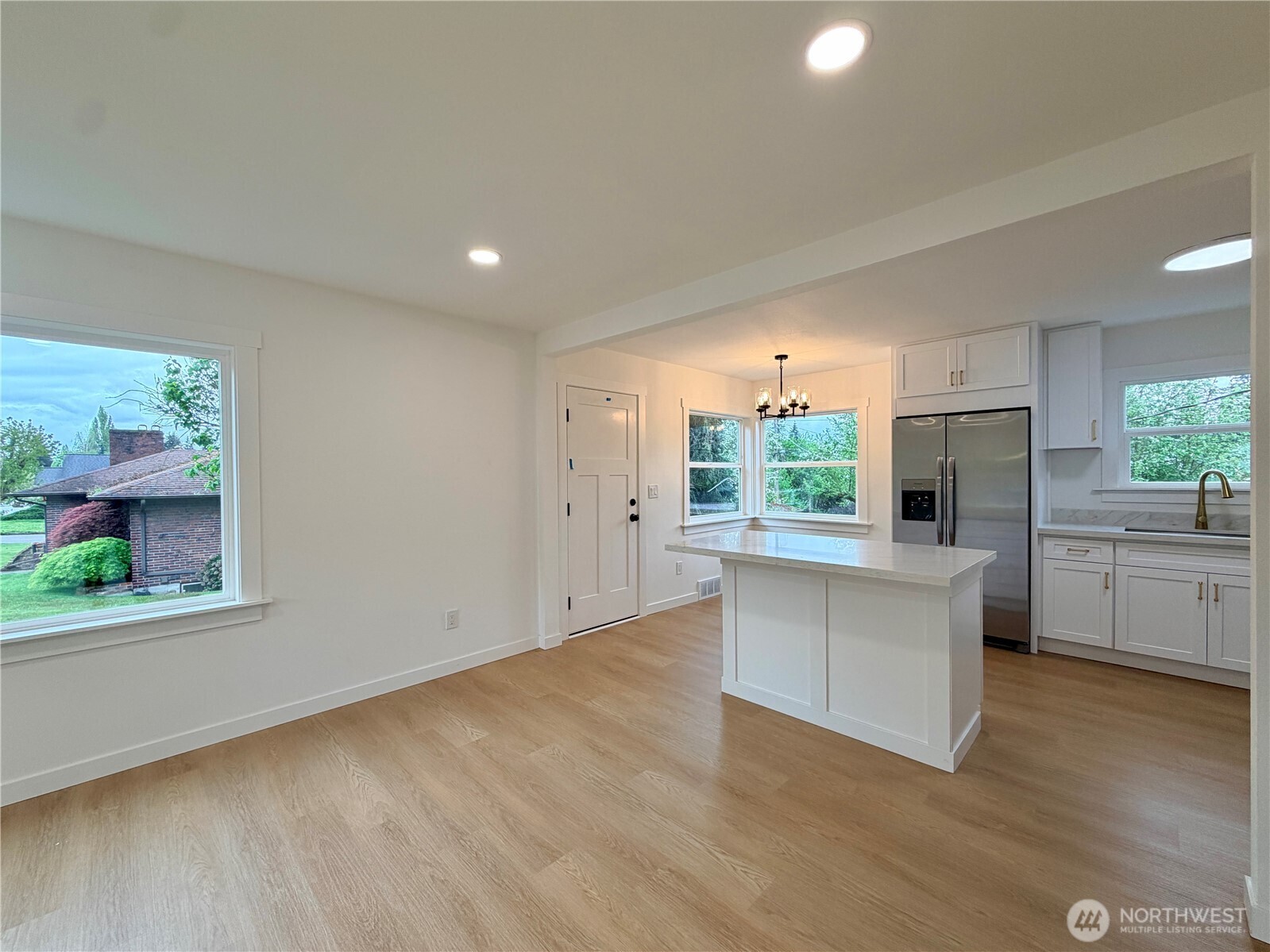 1944 S Ash Street Tacoma WA 98405