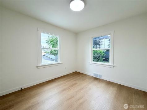 1944 S Ash Street Tacoma WA 98405