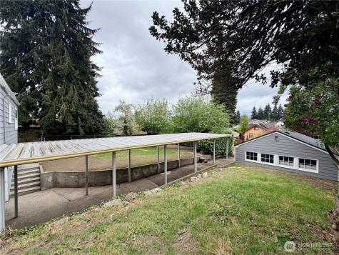 1944 S Ash Street Tacoma WA 98405