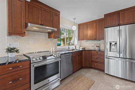 2025 Fairview Avenue E Seattle WA 98102