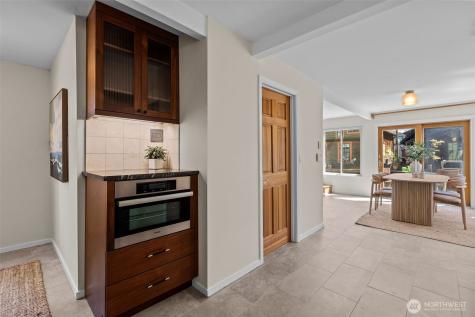 2025 Fairview Avenue E Seattle WA 98102