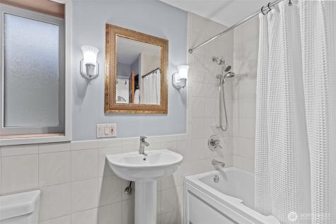 2025 Fairview Avenue E Seattle WA 98102