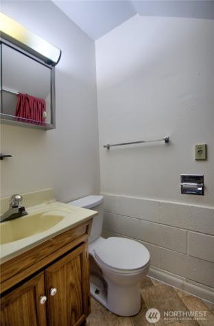 9444 Lundeen Road SW Rochester WA 98579