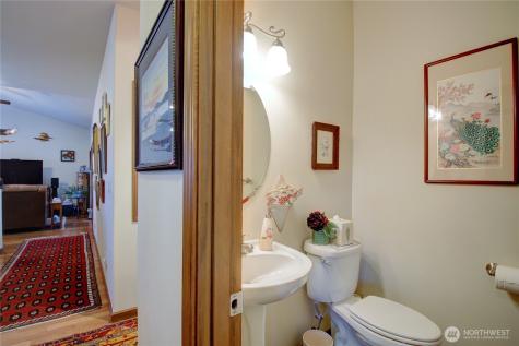 1516 N 43rd Place Mount Vernon WA 98273