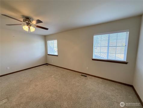 1516 N 43rd Place Mount Vernon WA 98273