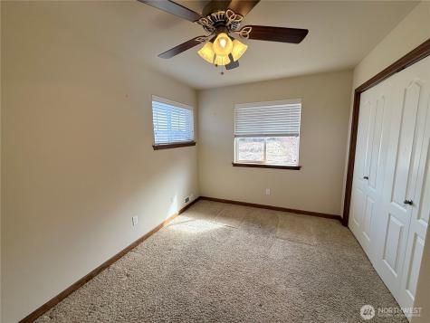 1516 N 43rd Place Mount Vernon WA 98273