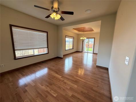 1516 N 43rd Place Mount Vernon WA 98273