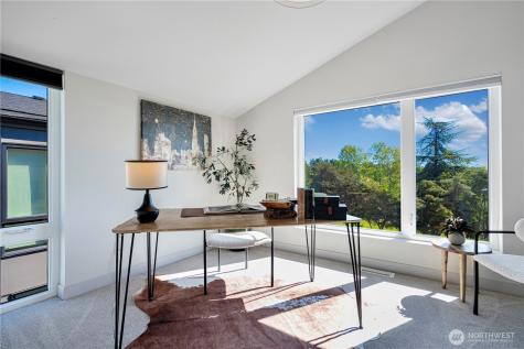 7107 Aurora Avenue N Seattle WA 98103
