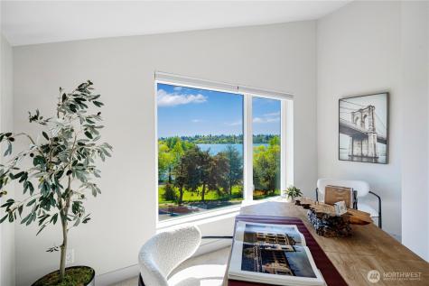 7107 Aurora Avenue N Seattle WA 98103