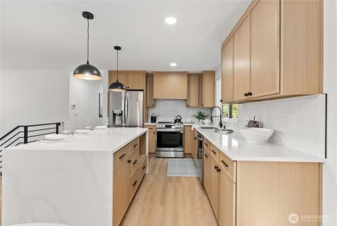 9548 3rd Avenue NW Seattle WA 98117