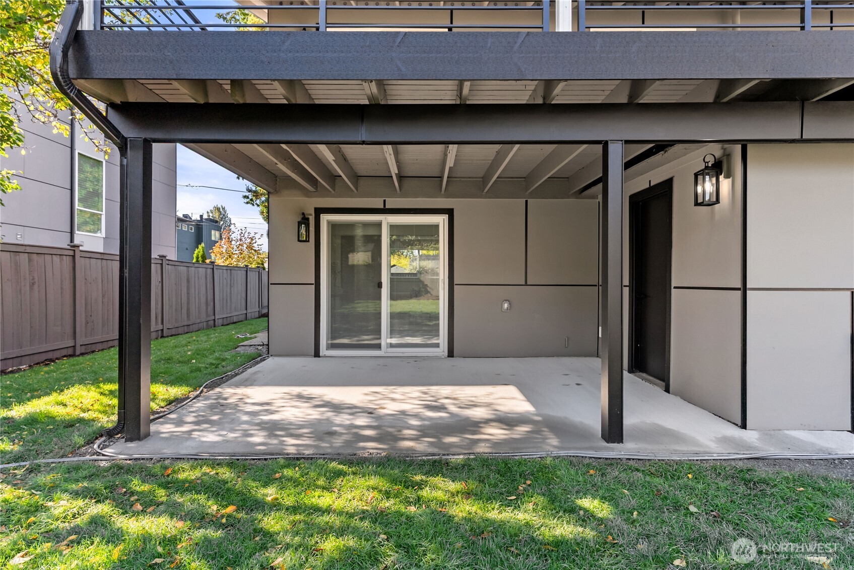 9548 3rd Avenue NW Seattle WA 98117