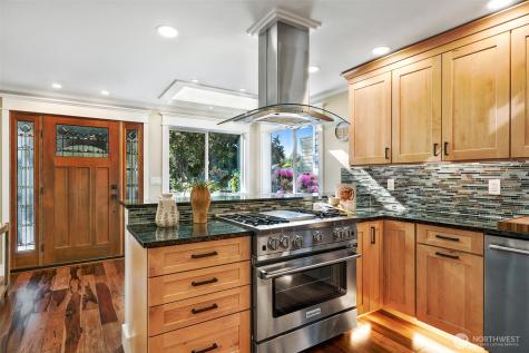 9027 6th Avenue NW Seattle WA 98117