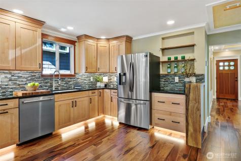 9027 6th Avenue NW Seattle WA 98117