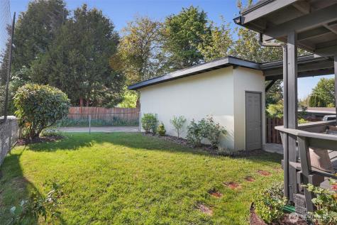 9027 6th Avenue NW Seattle WA 98117
