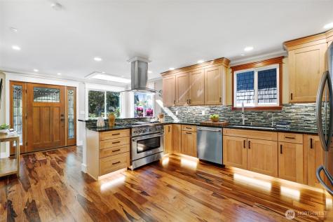 9027 6th Avenue NW Seattle WA 98117