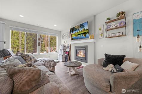 10507 35th Street NE Lake Stevens WA 98258