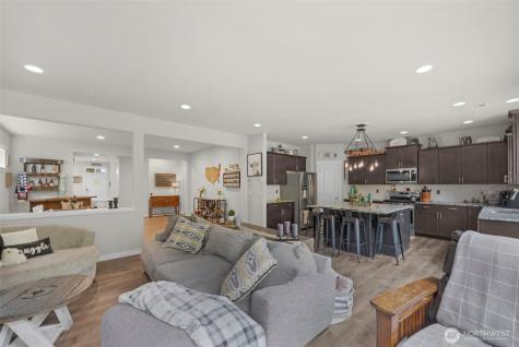 10507 35th Street NE Lake Stevens WA 98258