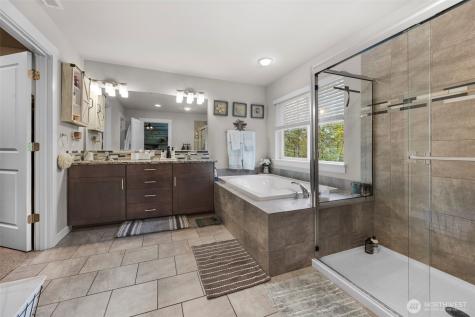 10507 35th Street NE Lake Stevens WA 98258