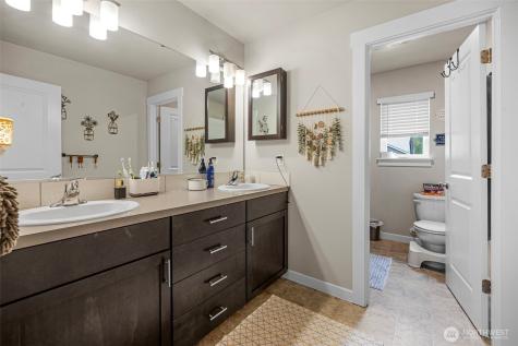 10507 35th Street NE Lake Stevens WA 98258