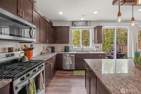 10507 35th Street NE Lake Stevens WA 98258