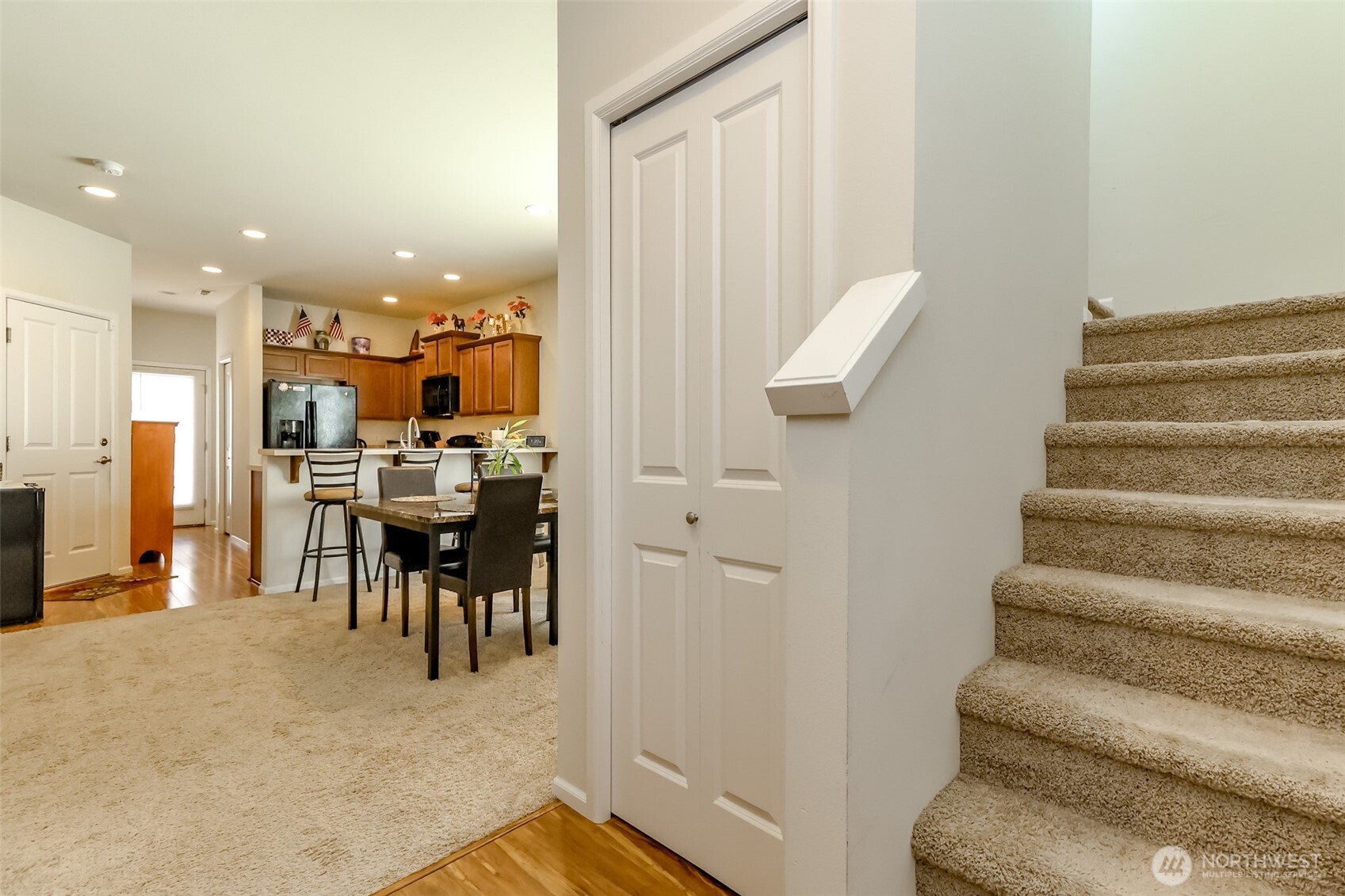 4712 Court R Court Tacoma WA 98404