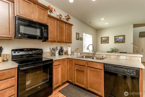 4712 Court R Court Tacoma WA 98404