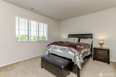 4712 Court R Court Tacoma WA 98404