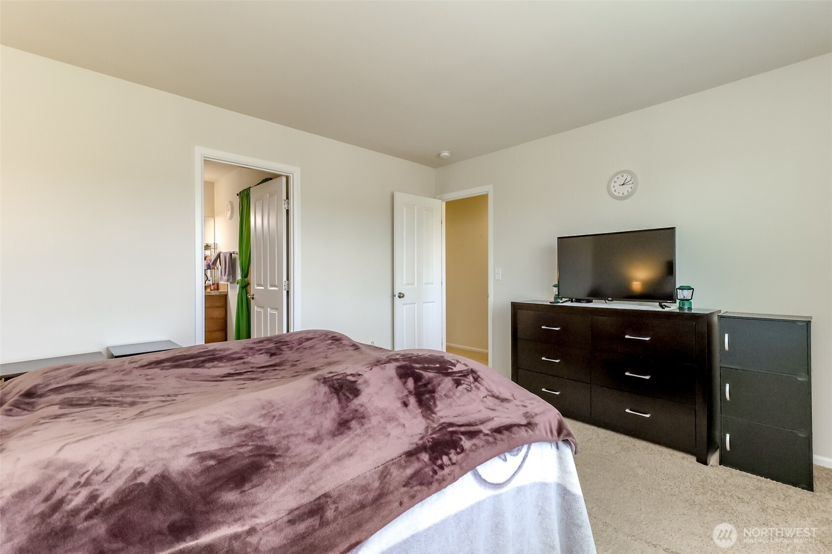 4712 Court R Court Tacoma WA 98404