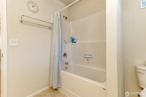 4712 Court R Court Tacoma WA 98404