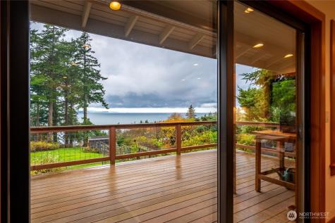 2533 Island View Lane Lummi Island WA 98262