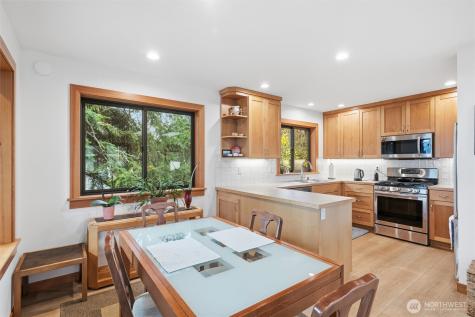 2533 Island View Lane Lummi Island WA 98262