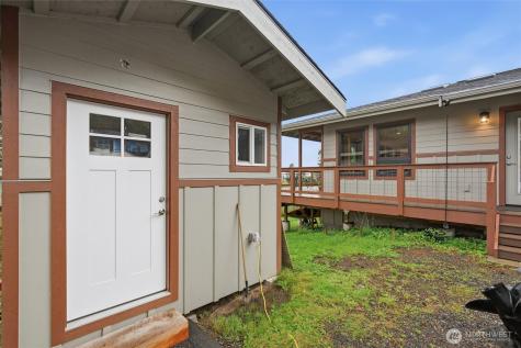 2533 Island View Lane Lummi Island WA 98262