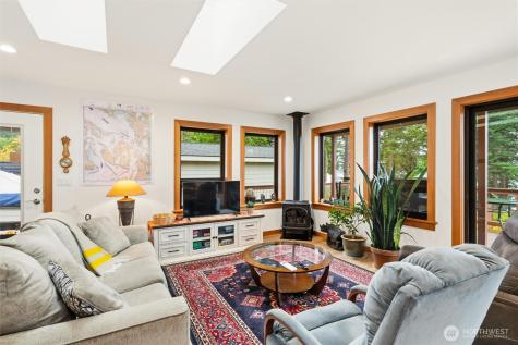 2533 Island View Lane Lummi Island WA 98262