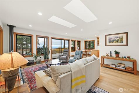 2533 Island View Lane Lummi Island WA 98262