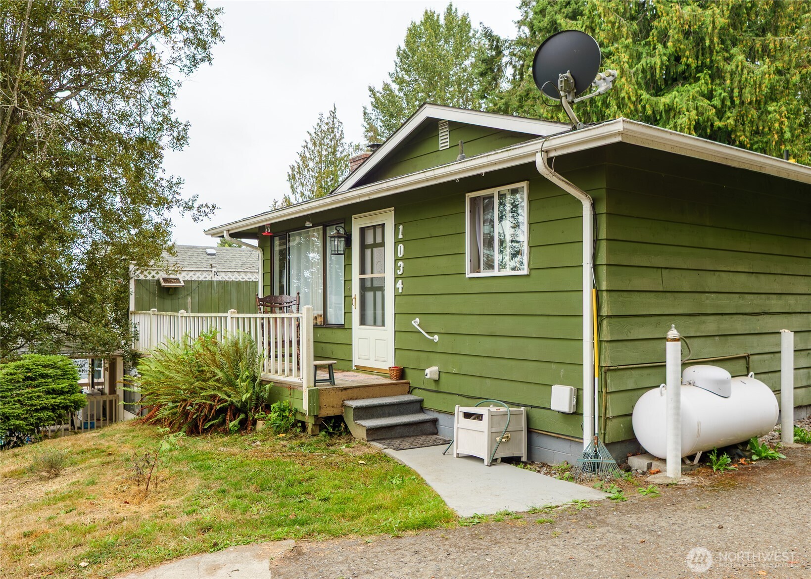 1034 W Spruce Street Port Angeles WA 98363