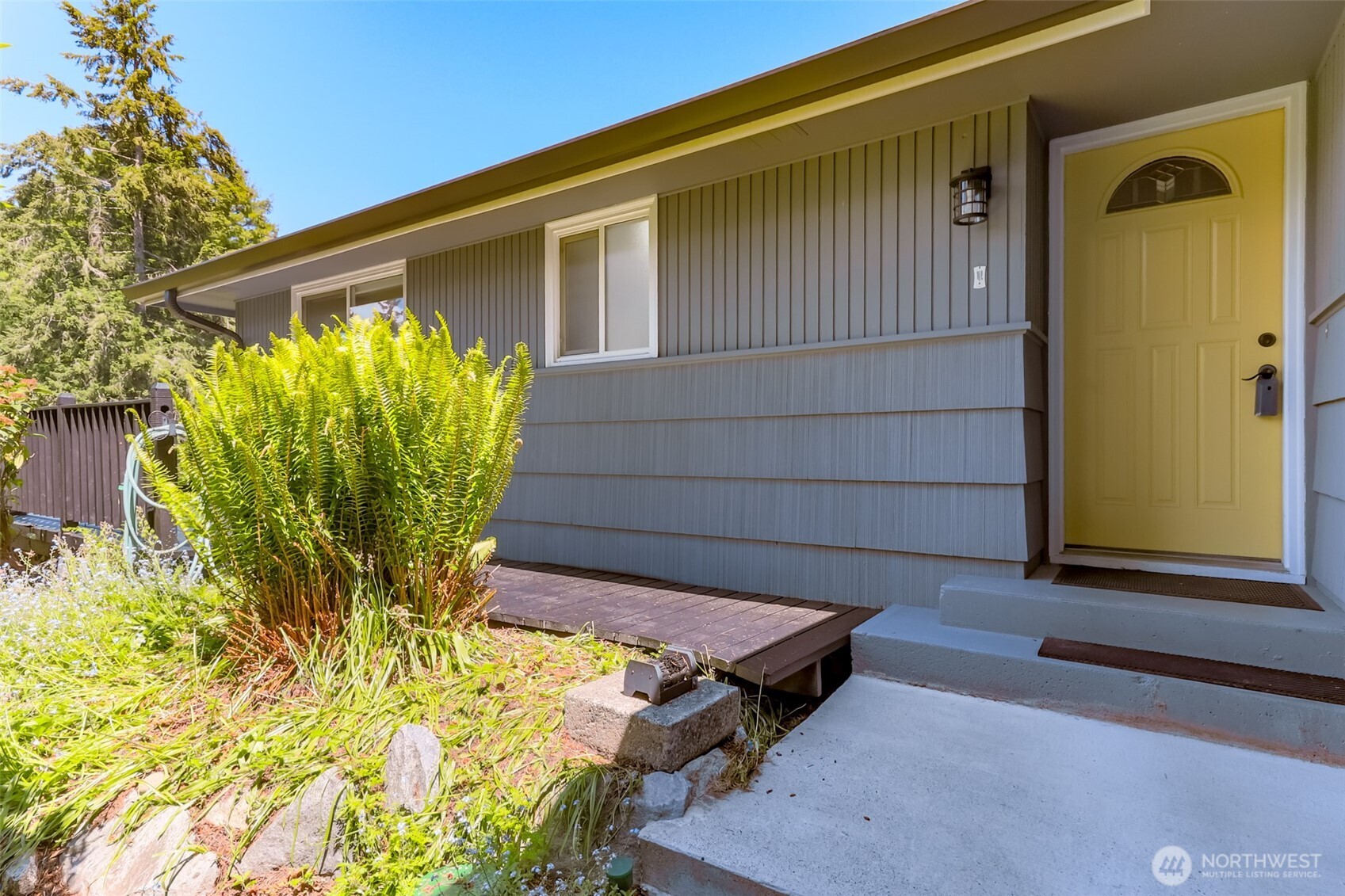 4430 John Luhr Road NE Olympia WA 98516