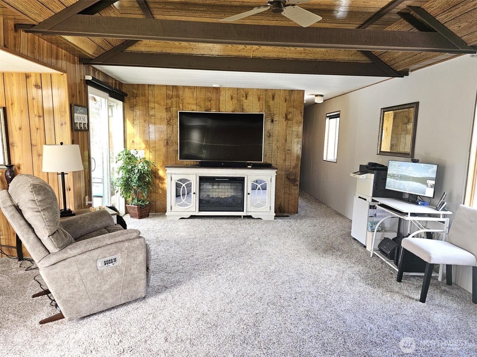 7 Bremner Lane Republic WA 99166
