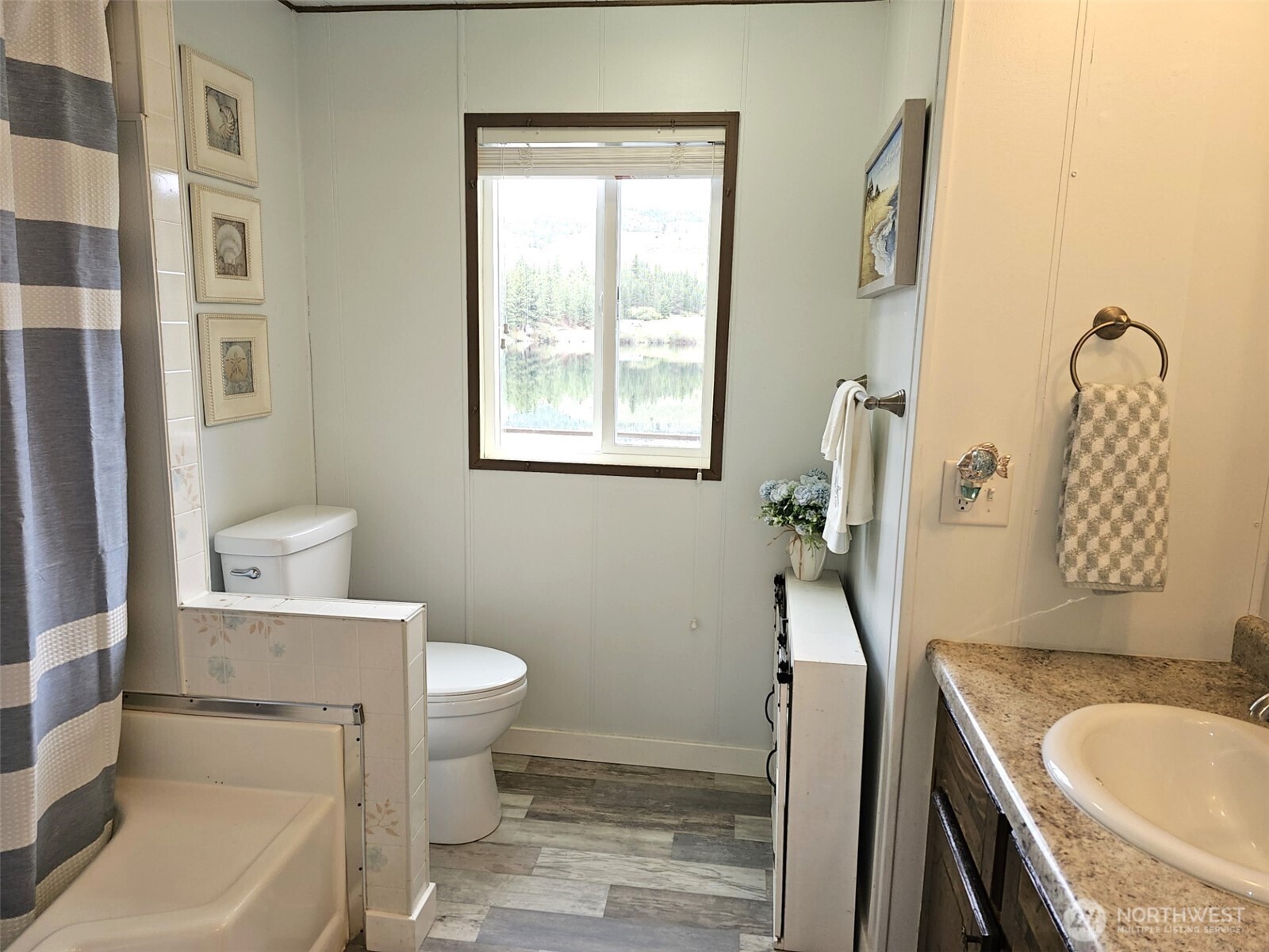 7 Bremner Lane Republic WA 99166
