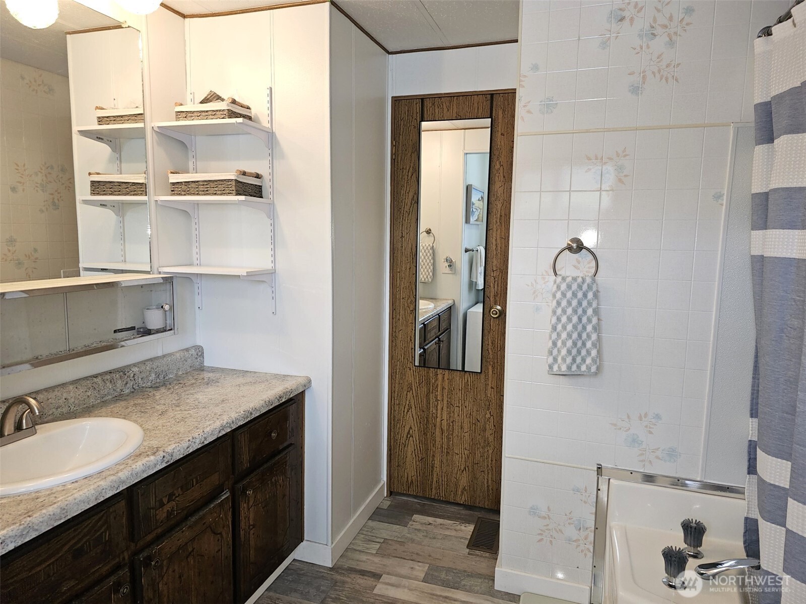 7 Bremner Lane Republic WA 99166