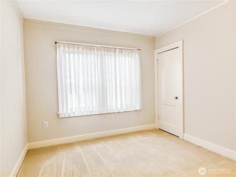 939 N 83rd Street Seattle WA 98103