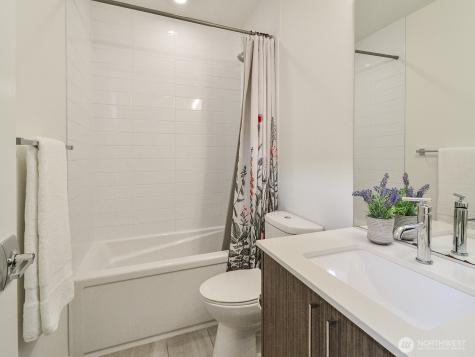 6539 4th Avenue NE Seattle WA 98115