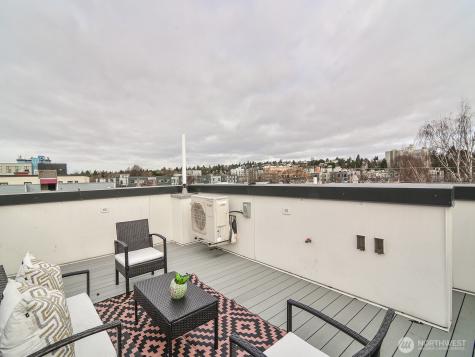 6539 4th Avenue NE Seattle WA 98115