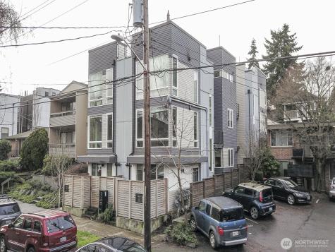 6539 4th Avenue NE Seattle WA 98115