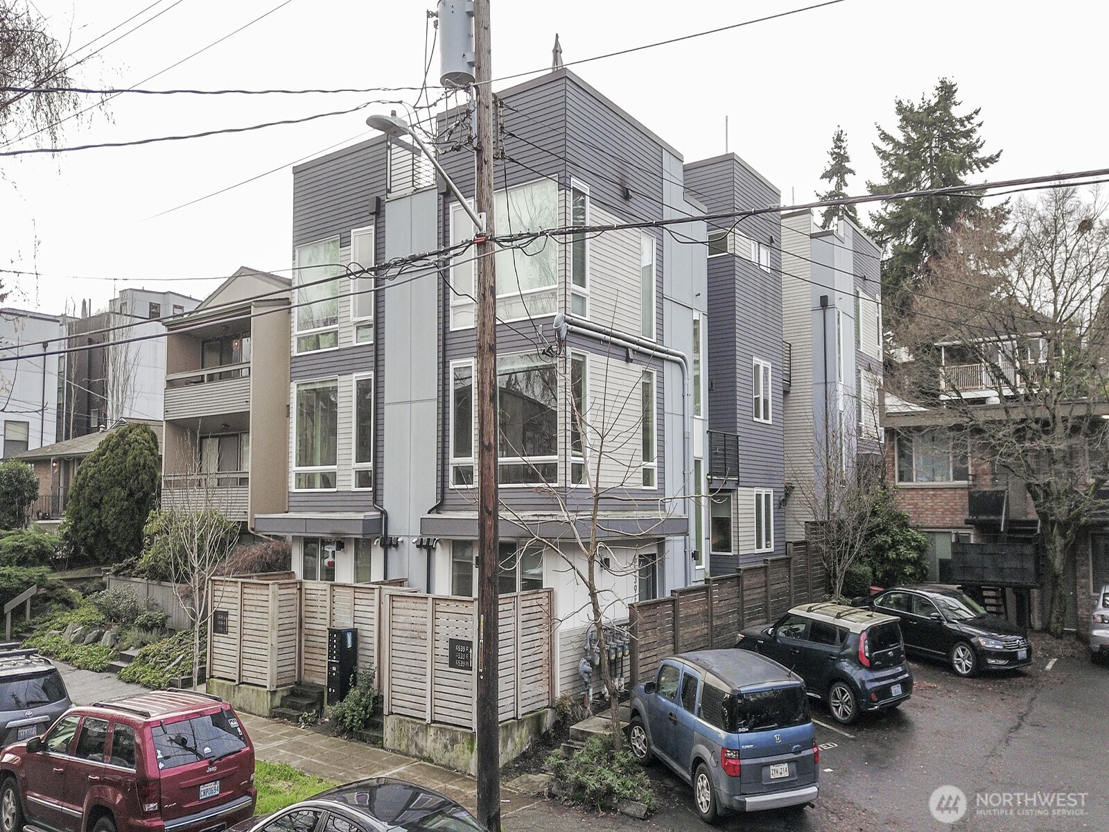 6539 4th Avenue NE Seattle WA 98115