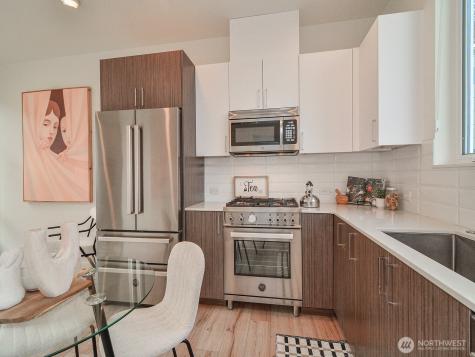 6539 4th Avenue NE Seattle WA 98115
