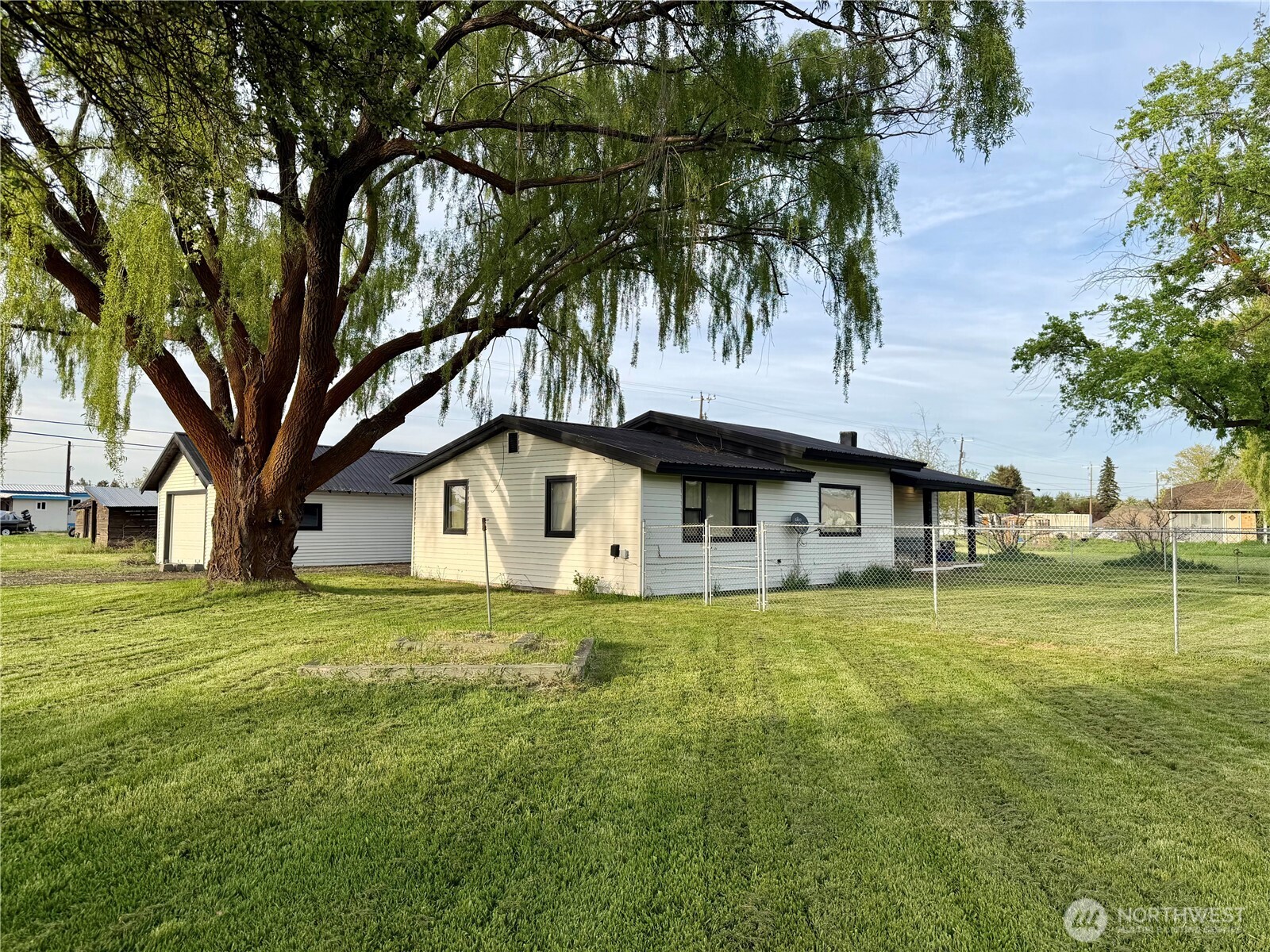 230 NW Watson Street Creston WA 99117