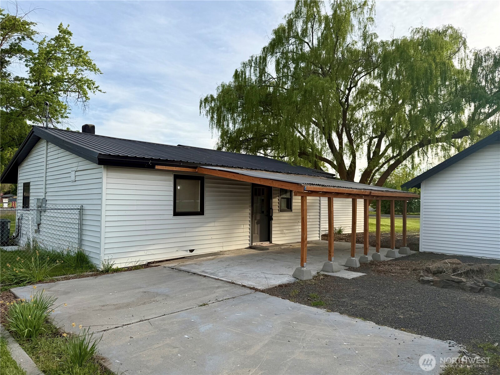 230 NW Watson Street Creston WA 99117