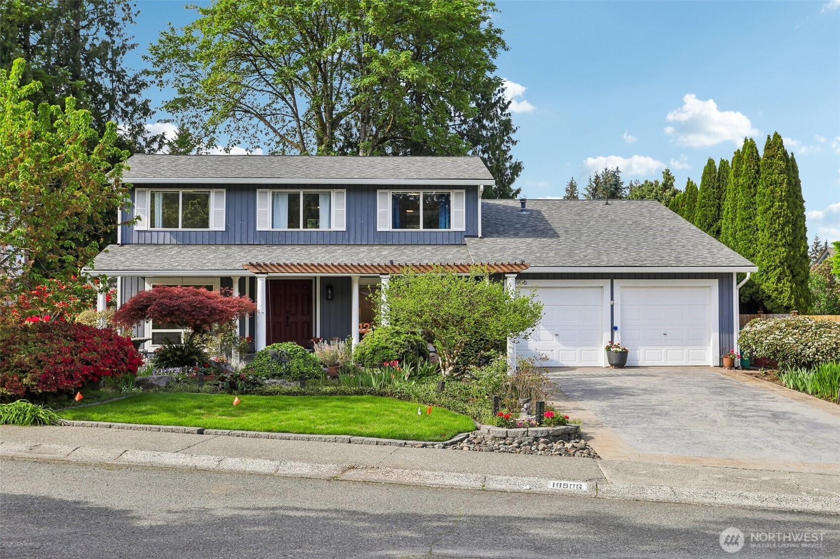 18906 SE 44th Place Issaquah WA 98027