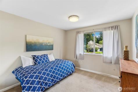 18906 SE 44th Place Issaquah WA 98027